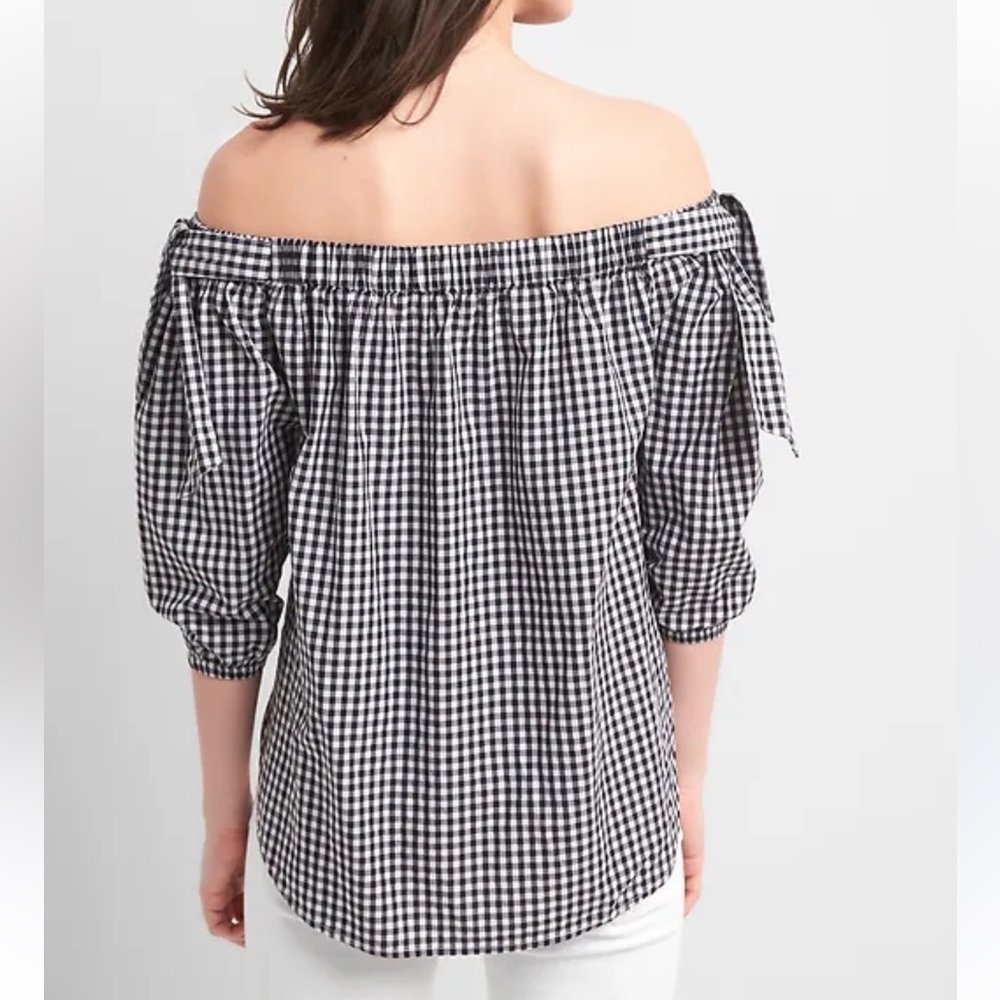 GAP Black and White Checkered Top